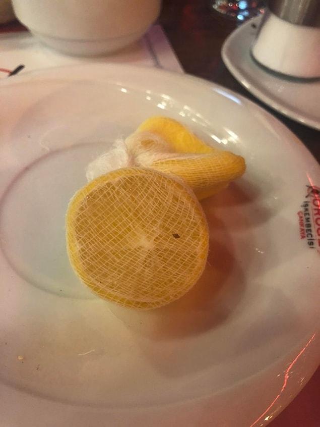 2. "This soup place wraps each individual half lemon in netted cloth so that you won’t have to bother with the seeds"