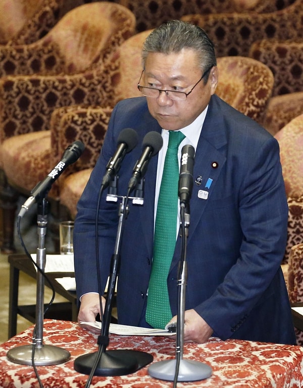 4. А на вопрос, почему на эту должность выбрали именно его, министр дал ответ: «Я не знаю».