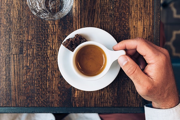 3. Начните заказывать маленький кофе