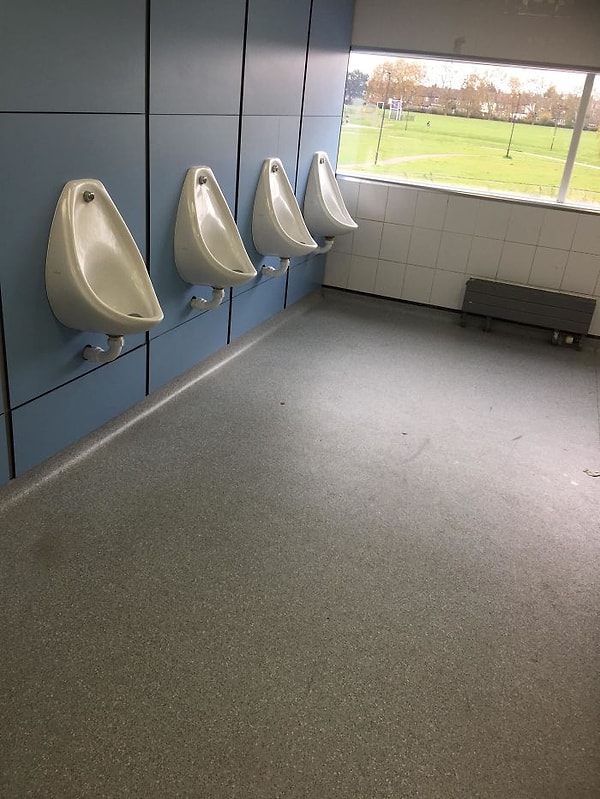 21. Кто вообще мог додуматься так сделать?