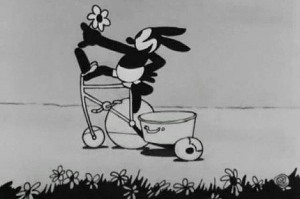 5. «Поскольку я был фанатом Диснея много лет, то счастлив, что смог сыграть свою роль», — приводит его слова BBC.