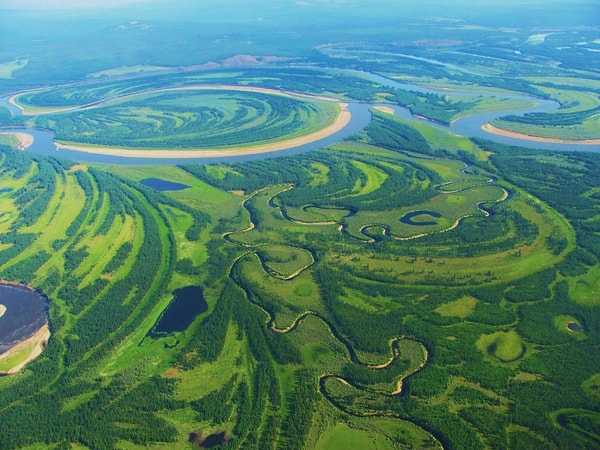 6. Самая длинная река России?