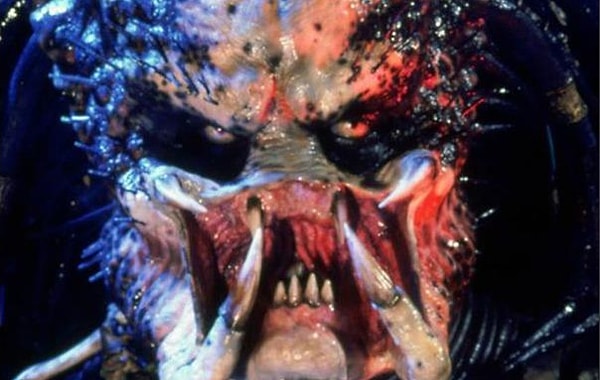 1. Да, начало не очень приятное. В каком фильме вы могли видеть этого пришельца?