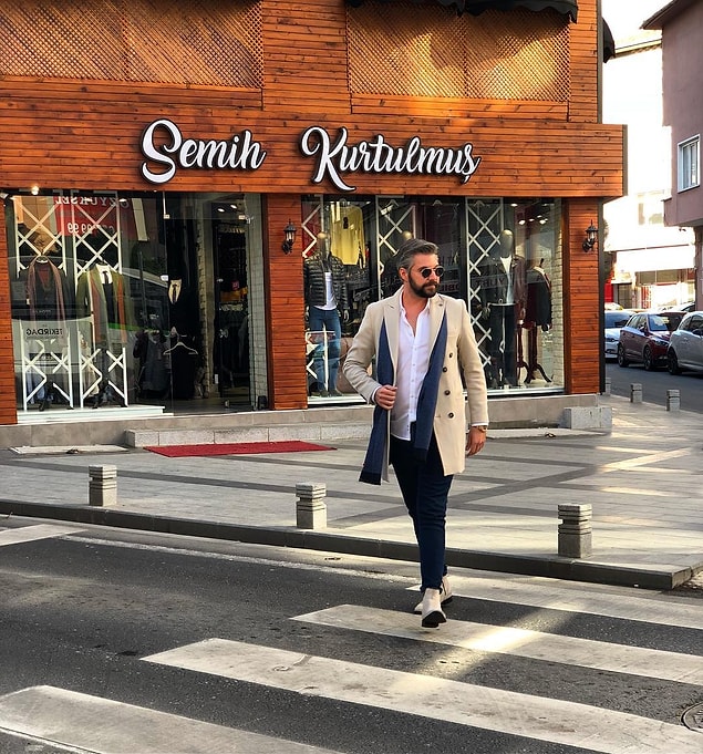 Kısmetse Olur sonrası Çorlu'da bir hayat kuran Semih Kurtulmuş, kendi adını taşıyan bir giyim mağazası açtı.