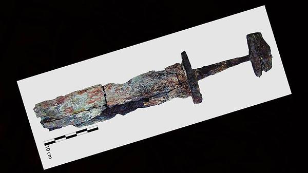 "Kılıç 9. yüzyıl ile 10. yüzyılın ilk yarısına ait olmalı"