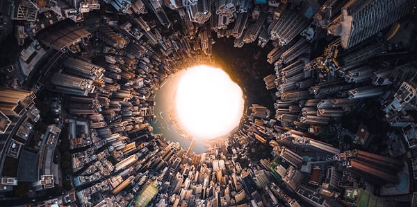 11. Снимок вошел в ТОП-50 категории "Застроенная среда"