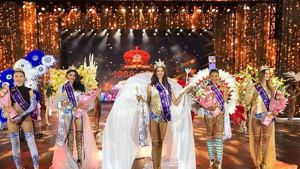 Kraliçe seçilen Pınar Tartan'ın son beşe kaldığı yarışmada, Kongo güzeli 2'nci, Uruguay güzeli 3'üncü, Polonya güzeli 4'üncü, Çin güzeli ise 5'inci oldu.