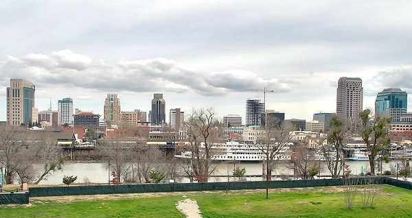 4. Назовите столицу американского штата Калифорния.