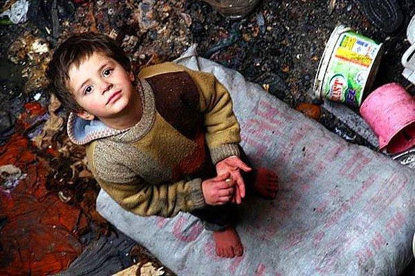 OECD 2016 verilerine göre Türkiye, İspanya ile birlikte Macaristan’dan sonra çocuk yoksulluğunun en çok artış gösterdiği ülkeler arasında.