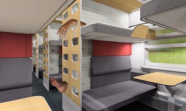 3. Россияне заметили, что длина полок остается такой же, а перегородки не спасают от торчащих рук и ног.