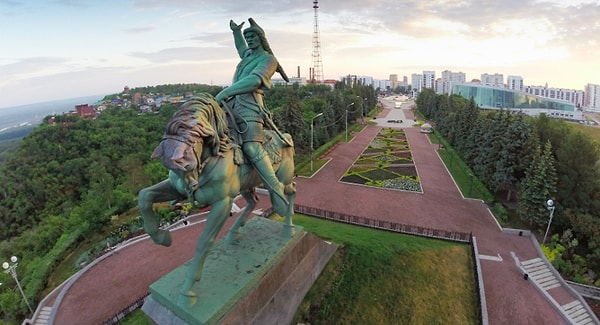 3. Назовите столицу Башкортостана: