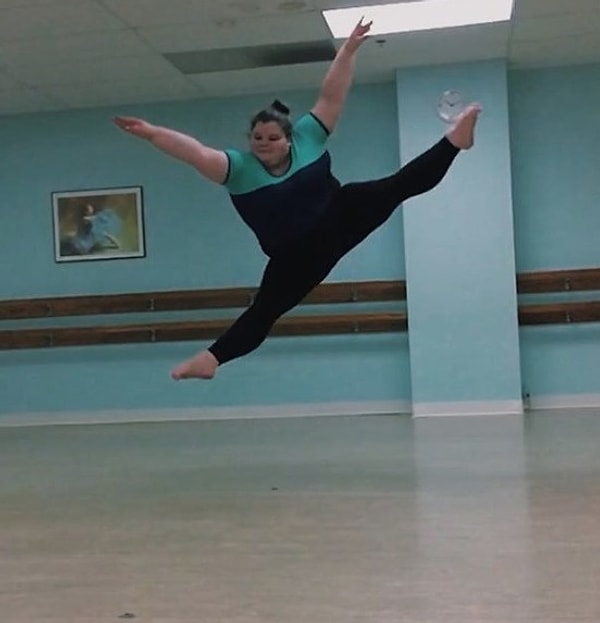 5. Хоувелл зачастую с юмором относится к тому, как окружающие сомневаются в ее способности хорошо танцевать.