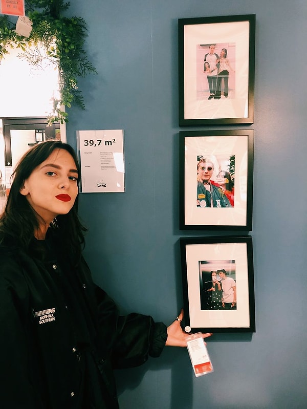 Как позже выяснилось, можно было особо и не прятаться, так как на ребят абсолютно никто не обращал внимание.