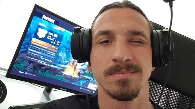 5. Ibrahimovic, sıkı bir Fortnite oyuncusu.