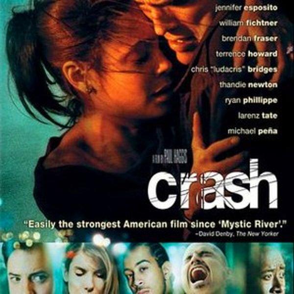 Ve aynı 2004 yapımı "Crash" filminde olduğu gibi 4 yabancının hayatı birbirine bir kaza ile bağlanıyor.