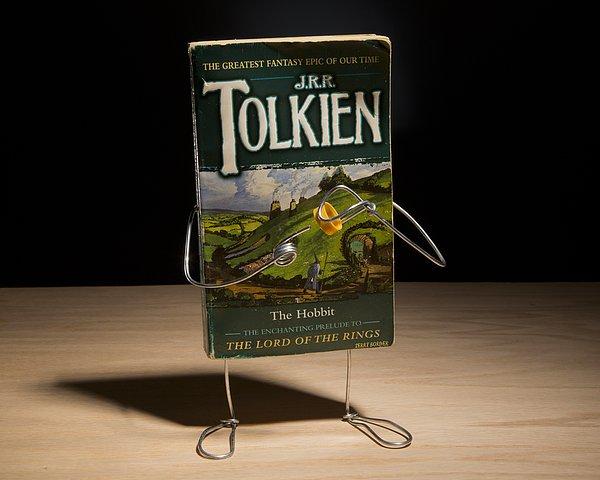 8. Hobbit - J.R.R. Tolkien