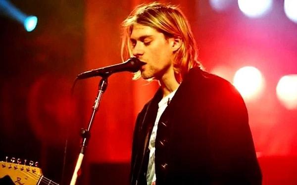 24. Kurt Cobain, intihar notunda Freddie Mercury'ye hayran olduğunu ve onu kıskandığını yazmıştır.