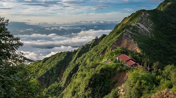 5. Сможете назвать самую высокую гору в Японии?