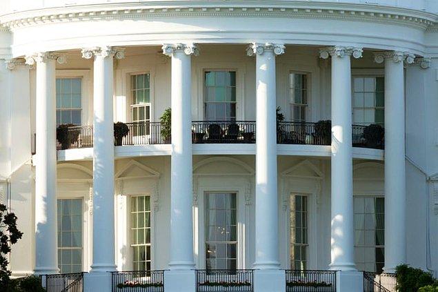 8. Beyaz Saray'ın pencereleri açılamaz.