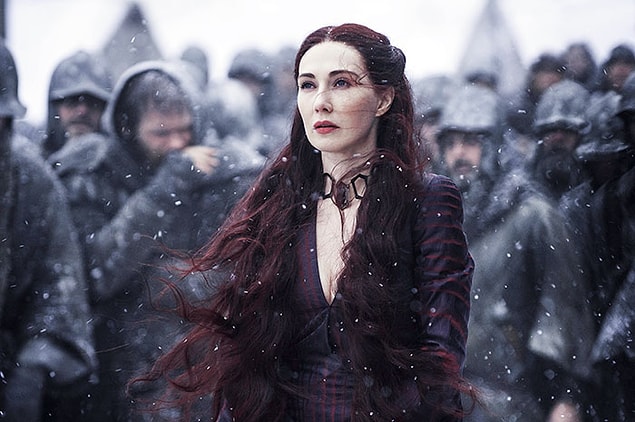30. Melisandre rolündeki Carice van Houten'a Cersei rolü teklif edilmişti ancak aktris, programındaki yoğunluk nedeniyle daha küçük bir rolle yetindi.