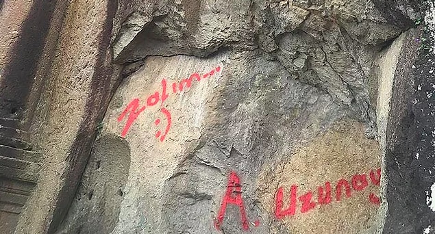 MS 41-54 yıllarında Roma İmparatoru Tiberius Germanious Claudius döneminde yaptırılan ve Anadolu'da benzeri bulunmayan anıta "Zalım" yazan kişi...