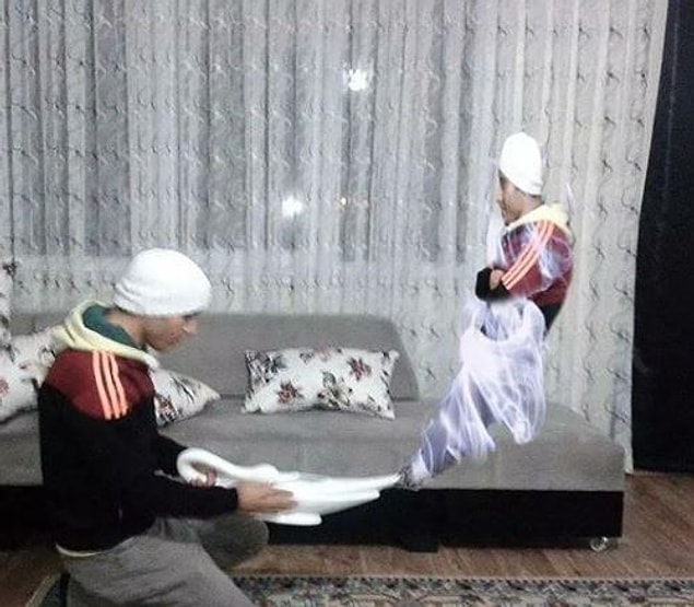 9. Şapka olmasa, güzel shop aslında. :)