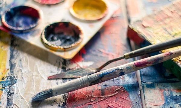 6. Какой из этих знаменитых художников был жив в течение последних 100 лет?