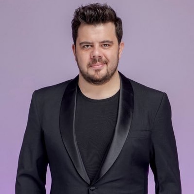 Eser Yenenler