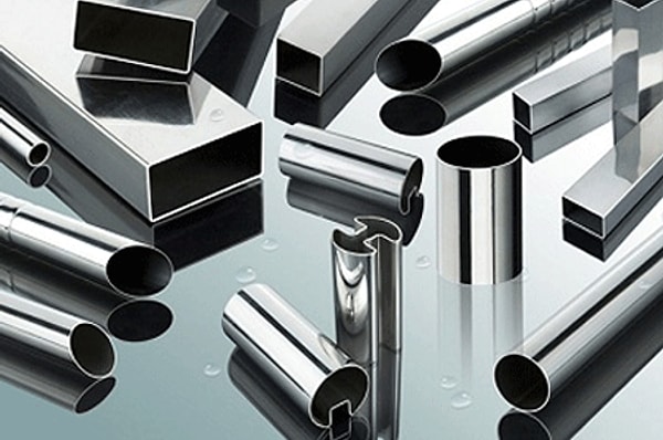 12. Что добавляется в железо, чтобы превратить его в сталь?