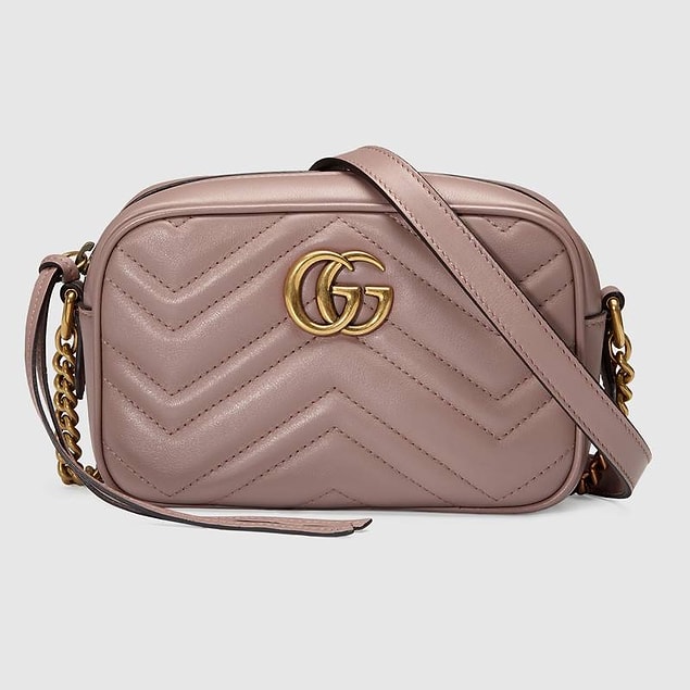 Gucci çanta 980 dolar yani 5.200 lira.