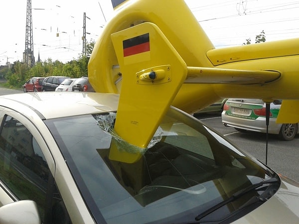 2. Пилот, что называется, сориентировался на парковке...