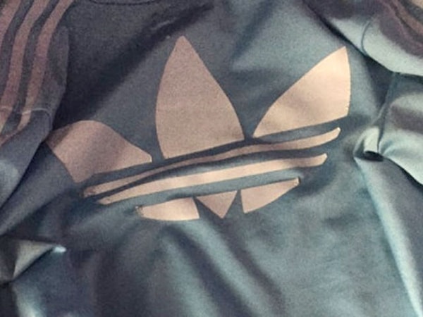 5. Какого цвета эта вещь?