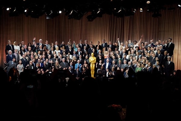 8. За чьей карьерой вы следите наиболее пристально?