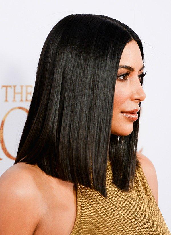 Amerikan'ın en ünlü ailesinin ikinci büyük kızı olan Kim Kardashian, lüks yaşantısıyla ve estetik işlemleriyle adından sık sık bahsettiriyor.
