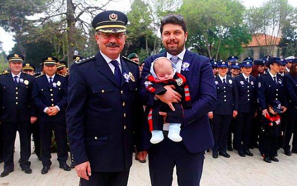 9. Tekirdağ Emniyet Müdürü Mustafa Aydın'ın kızı trafik kurallarını ihlal ettiği için görevli memur tarafından ceza yedi. Mustafa Aydın ise görevini yerine getiren trafik polisine takdirname verdi.