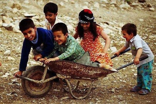 Bir varmış bir yokmuş…