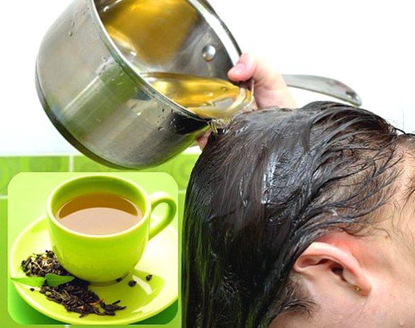 3. Yeşil çay, saç dökülmesini önleyen ve saç uzamasını artıran antioksidanlar açısından zengindir.