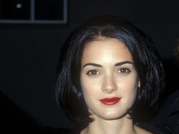 9. Как зовут эту известную персону?