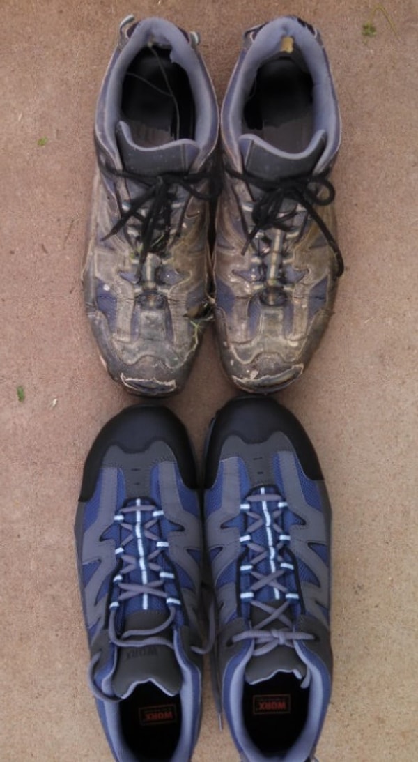 12. Новая пара рабочей обуви в сравнении со старой парой, которую носили 15 месяцев