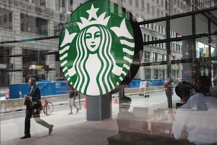 2019'da Hayata Geçecek: Starbucks, Şubelerinde Porno İzlenmesini Engelleyecek