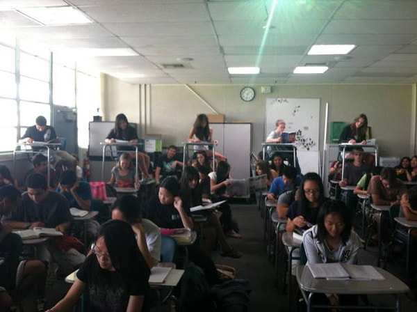 9. Когда места катастрофически не хватает...