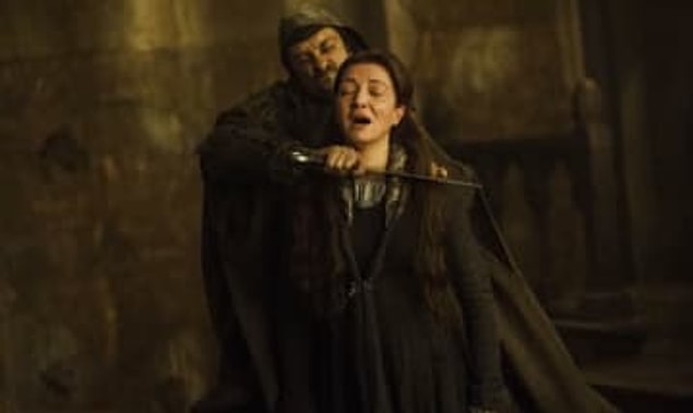 11. Neredeyse ''Game of Thrones''taki iyi insan popülasyonunu yarıya indiren Red Wedding sahnesi.