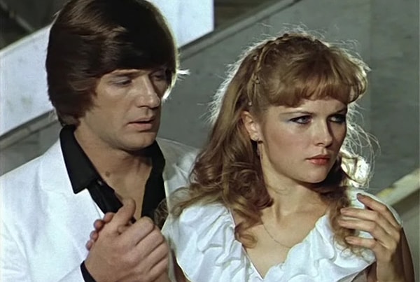 2. "Если у вас нету дома. Пожары ему не страшны..."