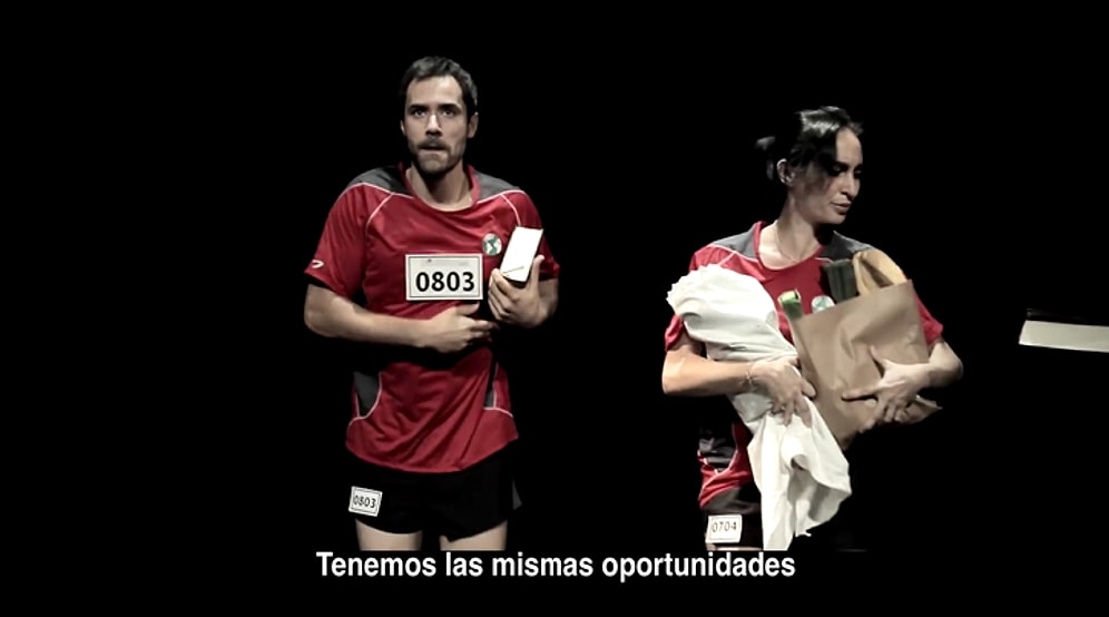 21. Yüzyılda Cinsiyet Eşitsizliğinin Halen Devam Ettiğini Tüm Çıplaklığıyla Gözler Önüne Seren Çarpıcı Video!