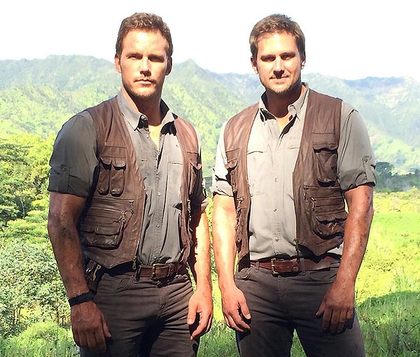 3. Крис Прэтт и Тони МакФарр — "Мир Юрского периода"