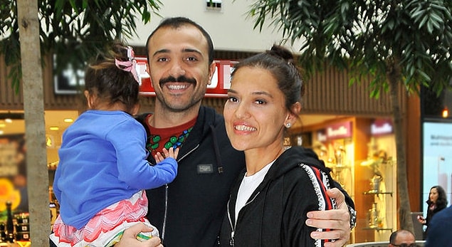 3. Nihayet barıştılar! Evet, Okan Kurt ve Demet Akalın ayrılığı sona erdi. Rahat bir nefes alabilirsiniz! 😂