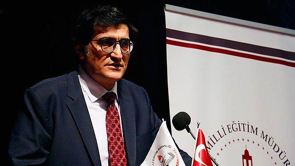 MEB Talim ve Terbiye Kurulu (TTK) Başkanı Alpaslan Durmuş, bakanlığın ilk kez bu sene kitap taramalarında yapay zekâ intihal yazılım programını kullanmaya başladığını açıkladı.