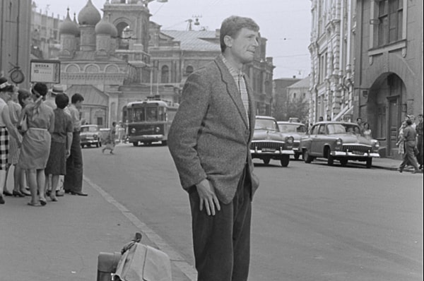 1. Автомобиль какой марки украл у спекулянта Димы Семицветова главный герой фильма «Берегись автомобиля» Юрий Деточкин?