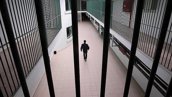 Türkiye'de 2014 itibarıyla cezaevine giren bir kişi ortalama 29,9 ay hapiste kalıyor.