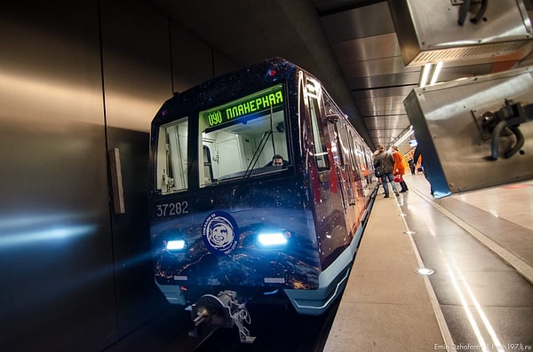 3. «Космический поезд»